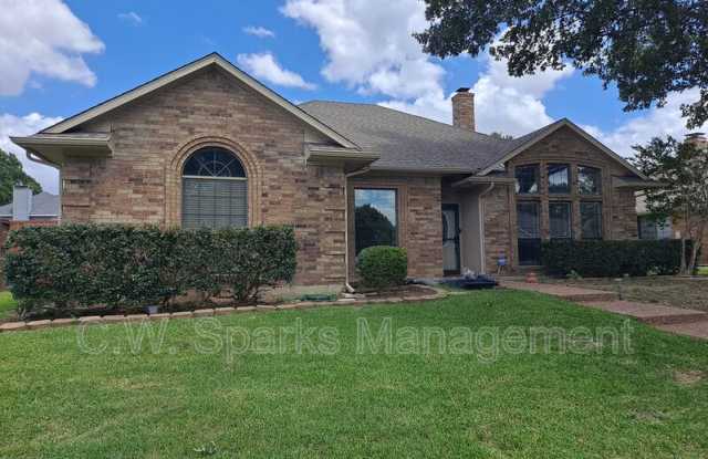 1228 Shawnee Trail - 1228 Shawnee Trail, Carrollton, TX 75007