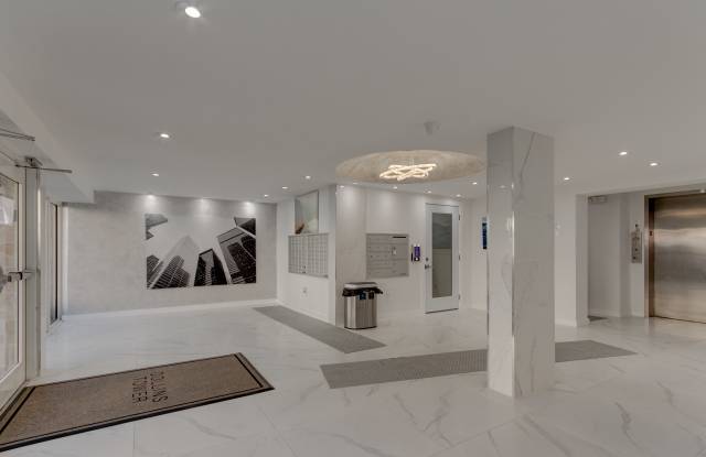 720 Collins Ave photos photos