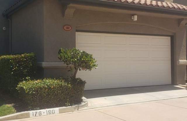 Welcome to this stunning 3-bedroom, 2.5-bathroom Home In Rancho Santa Margarita photos photos