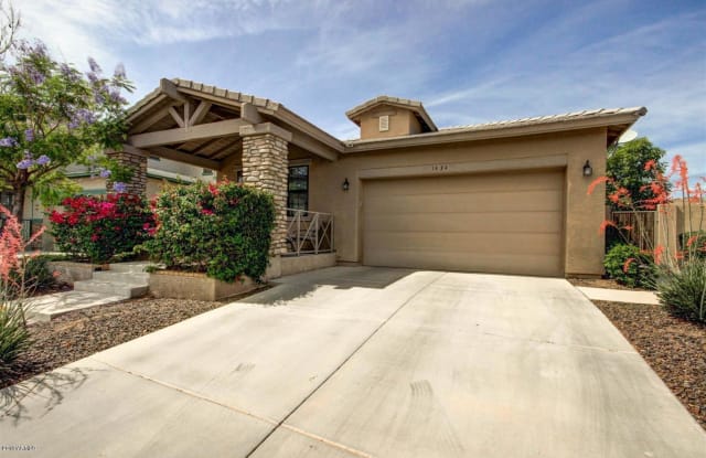 1434 W Homestead Court - 1434 West Homestead Court, Chandler, AZ 85286