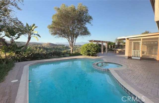 19879 Vista Hermosa Drive photos photos