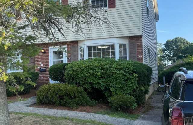 3 bedroom townhouse Lawrence, MA photos photos