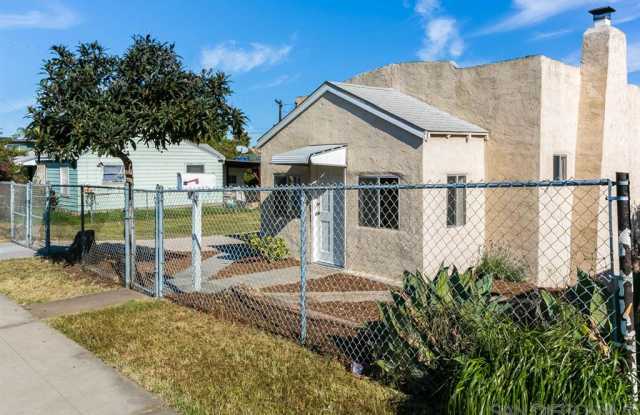 3726 Acacia St Gallery 3