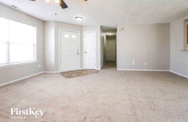 7608 Lake Vista Lane Gallery 3