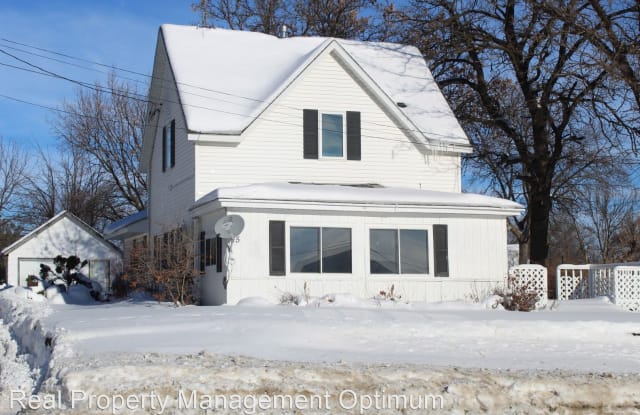 1115 6th Ave E - 1115 6th Avenue East, Alexandria, MN 56308