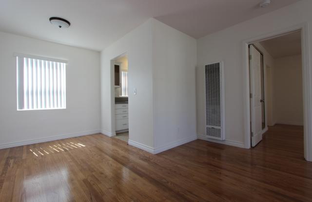 4819 Long Branch Ave. Gallery 3