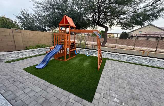 Charming 4 Bed 3 Bath Home in Meadows community, North Peoria !! POOL!! photos photos