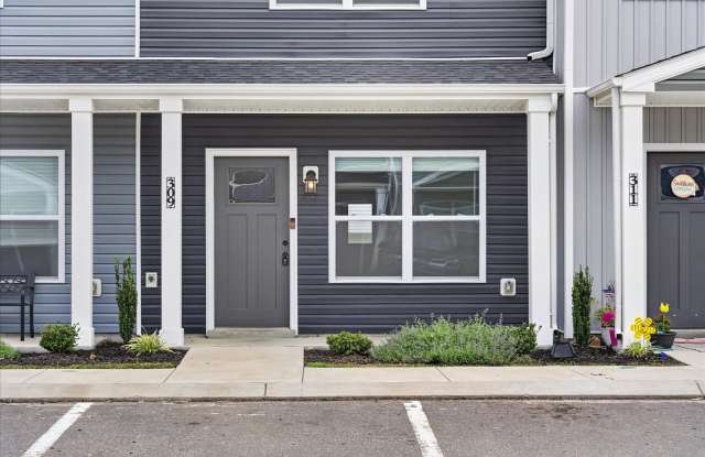 Pet Friendly Two Bedroom! Gallery 3