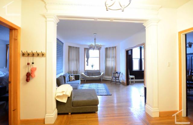 13 Gibbs St #1A Brookline MA 02446 photos photos