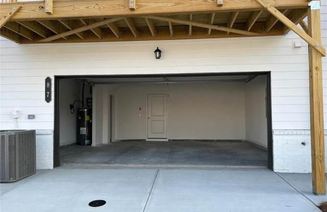 87 Constitution Avenue Gallery 4