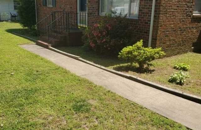 7277 Jackson Ave - 7277 Jackson Avenue, Mechanicsville, VA 23111