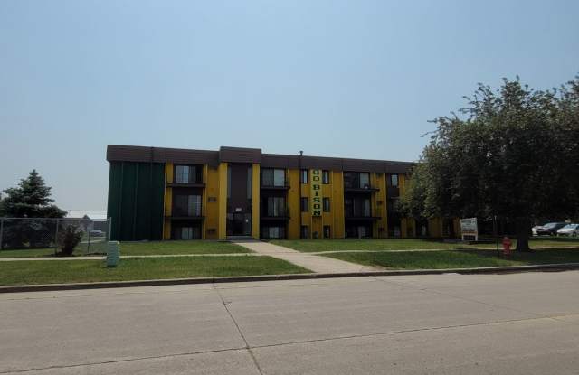 1440 Dakota Dr. N. photos photos