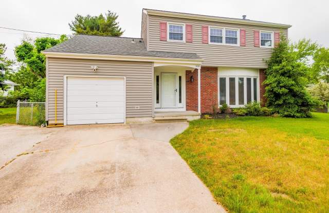 300 MACCLELLAND Avenue photos photos