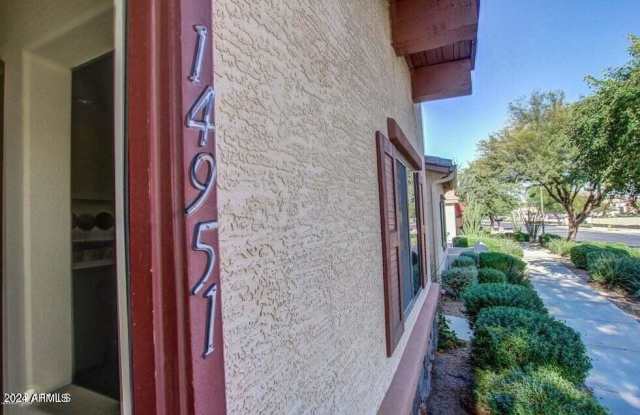 14951 W WILSHIRE Drive Gallery 2