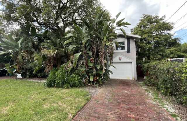 816 Laurel Avenue - 816 Laurel Avenue, Orlando, FL 32803