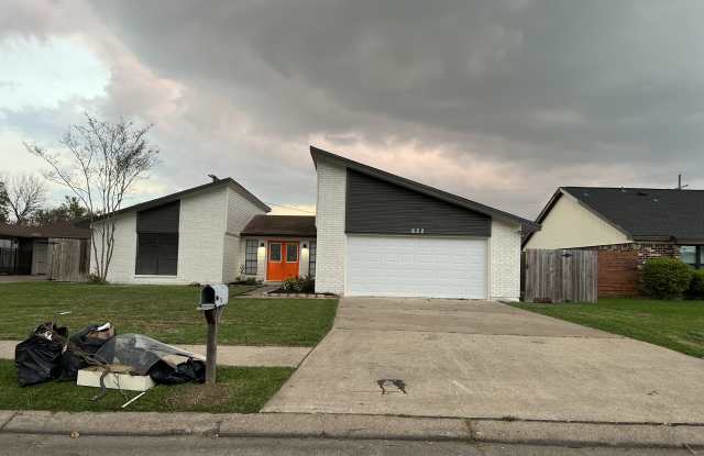 622 Drawhorn Dr - 622 Drawhorn Drive, Port Neches, TX 77651