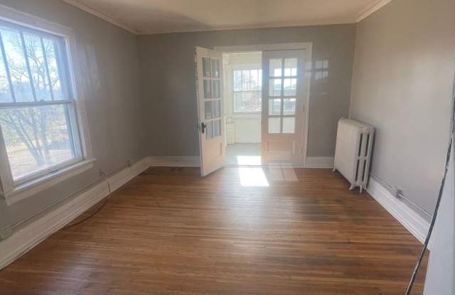 609 Wellington Ct photos photos