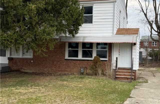 1469 E 250th Street - 1469 East 250th Street, Euclid, OH 44117
