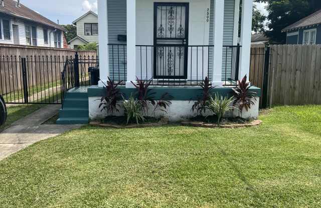 2500 Clover St photos photos