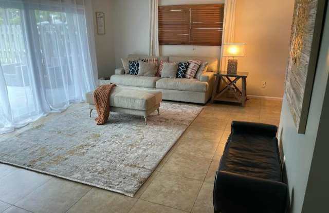 187 Auburn Drive Gallery 2