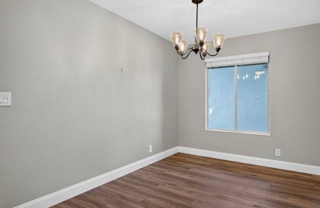 Prime Walnut Creek 1BR | Vaulted Ceilings | Patio | Pool | Parking Gallery 4
