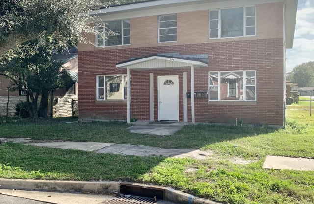1598 West 15th Street - 1 - 1598 West 15th Street, Jacksonville, FL 32209