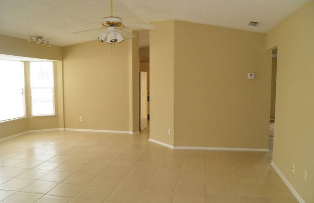 2195 Windjammer Court Gallery 4