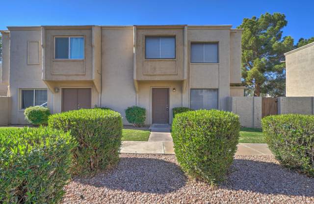 8111 E Glenrosa Avenue - 8111 East Glenrosa Avenue, Scottsdale, AZ 85251