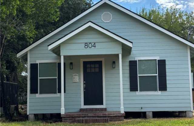 804 S Liberty Street Gallery 1
