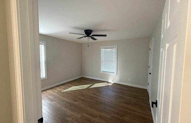 6200 Rollins Drive Gallery 4