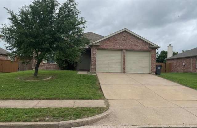 1601 Waters Edge Drive - 1601 Waters Edge Drive, Glenn Heights, TX 75154