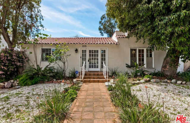 1541 N Stanley Ave - 1541 North Stanley Avenue, Los Angeles, CA 90046