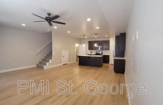 2711 E Gray Birch Dr Gallery 4