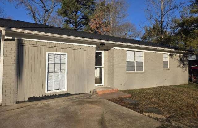 600 Witts Drive photos photos