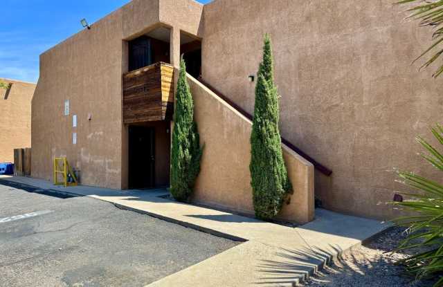 3532 Tyson Place unit: Apt B - 3532 Tyson Place Northeast, Albuquerque, NM 87107