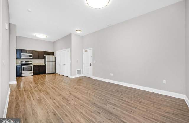 4500 LINDEN HILL Road Gallery 2