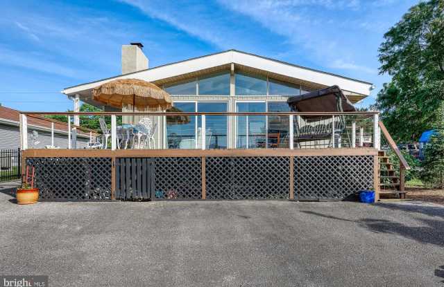 366 LAKE MEADE DRIVE photos photos