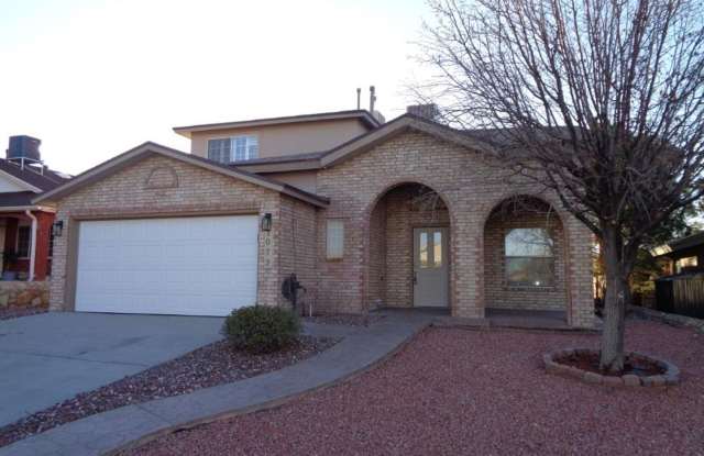 Marvelous Two Story Westside Home With Refrigerated Air Located In Quiet Neighborhood photos photos