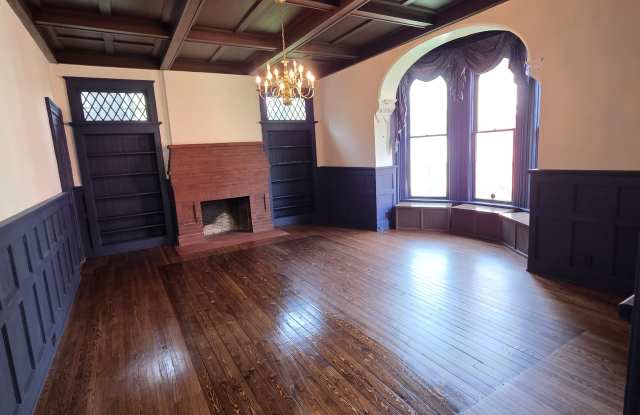 538 West 8th Street - 1 photos photos