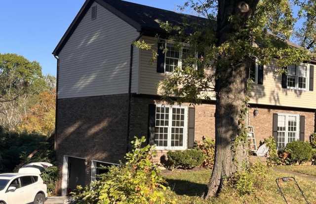 4612 Deepwood Ct Gallery 1