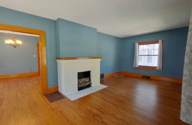 3325 Chatfield Pl Gallery 3
