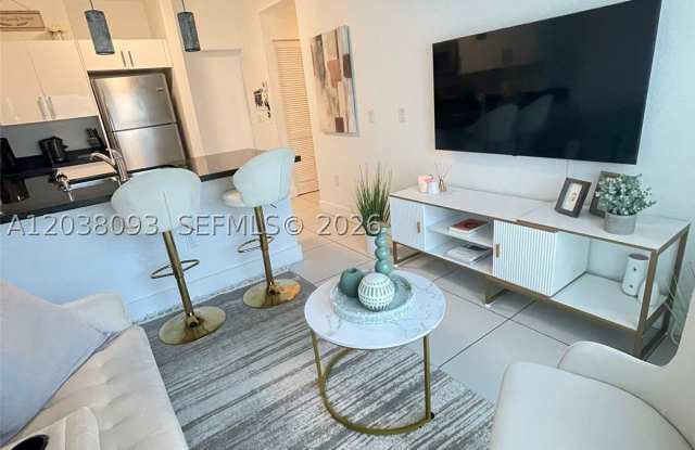 106 SE 9th Ct Gallery 3