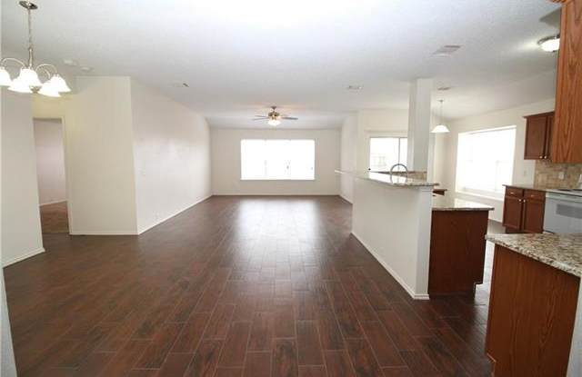 1306 Anglican Drive Gallery 3