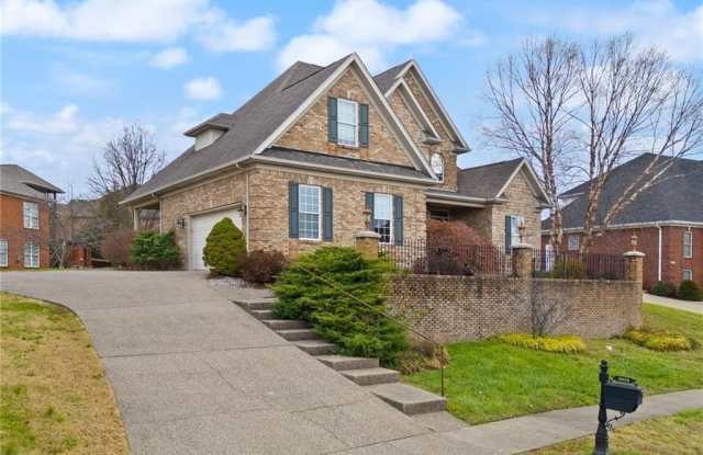 3028 Crystal Lake Drive Gallery 2