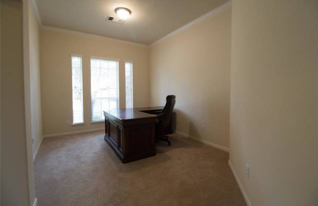 13707 Lake Michigan Avenue Gallery 2