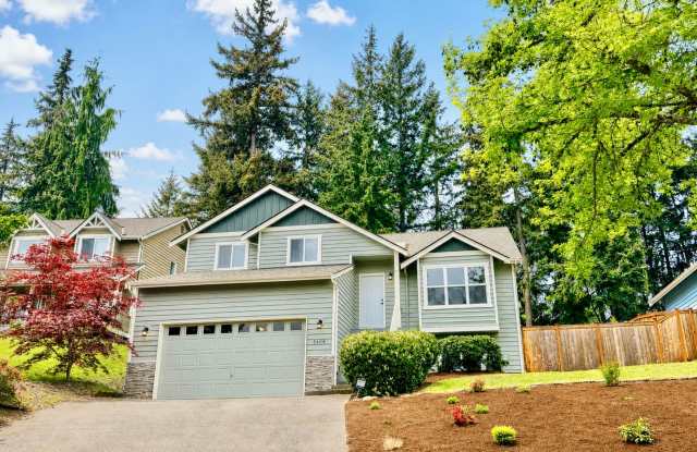 Rare First-Time Rental | Spacious 5BR + Office Cul-de-Sac Home Backing to Nature photos photos