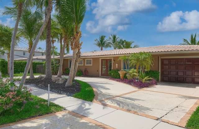 2810 NE 48th Court Gallery 4