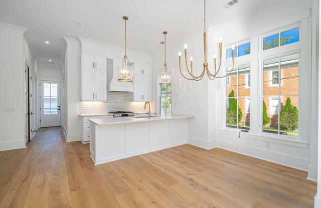 302 West 38th Street photos photos