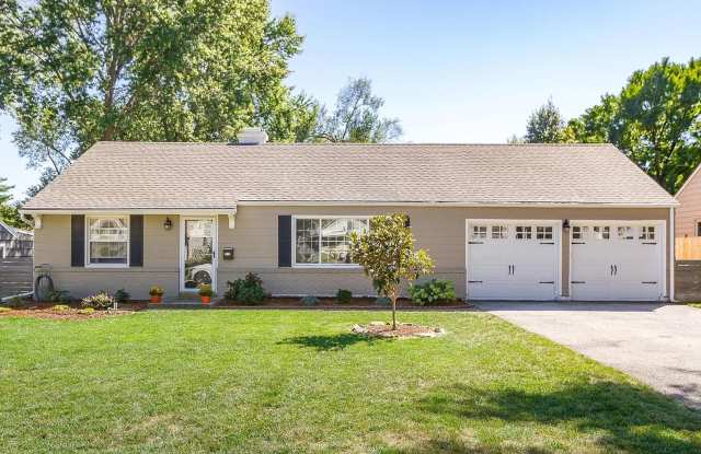 Gorgeous 3 Bedroom 2 Bathroom in Prairie Village KS!!~Coming Soon! photos photos