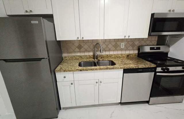 2849 NE 13th Avenue, Pompano Beach, FL 33064 photos photos